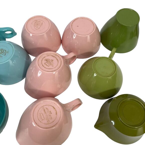 Vtg 60's Coffee Cups Mugs Lot 20 pieces Melamine Blue Pink‎ Green Teal Brown Tan - Picture 9 of 15